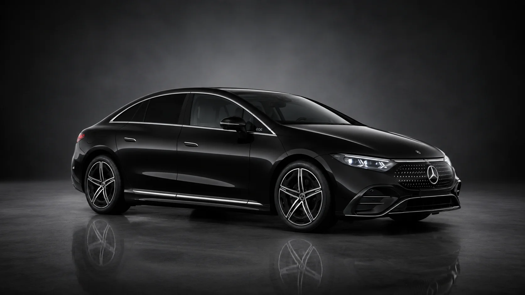 Business Class sedan — Mercedes EQE, E-Klasse of Audi A6